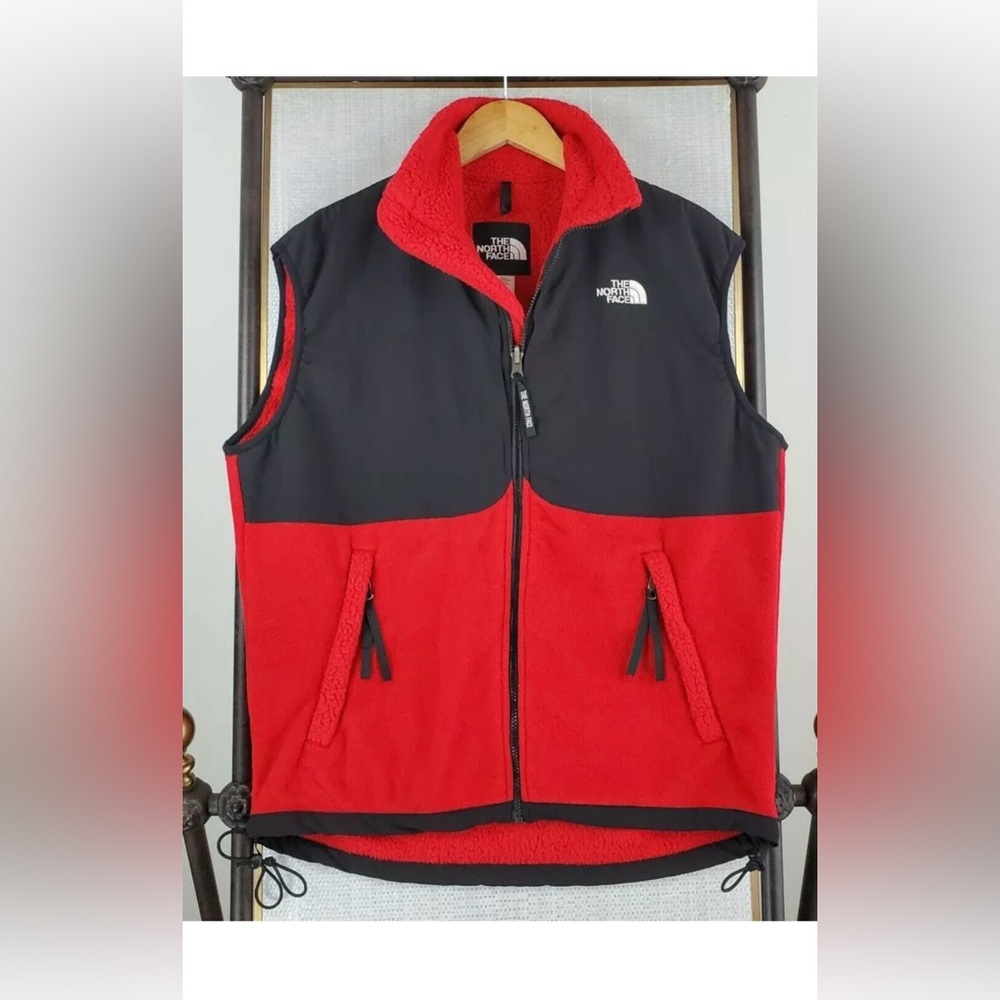 Vintage The North Face Denali Vest 90's Men Red Full Zip Fleece Made in USA.